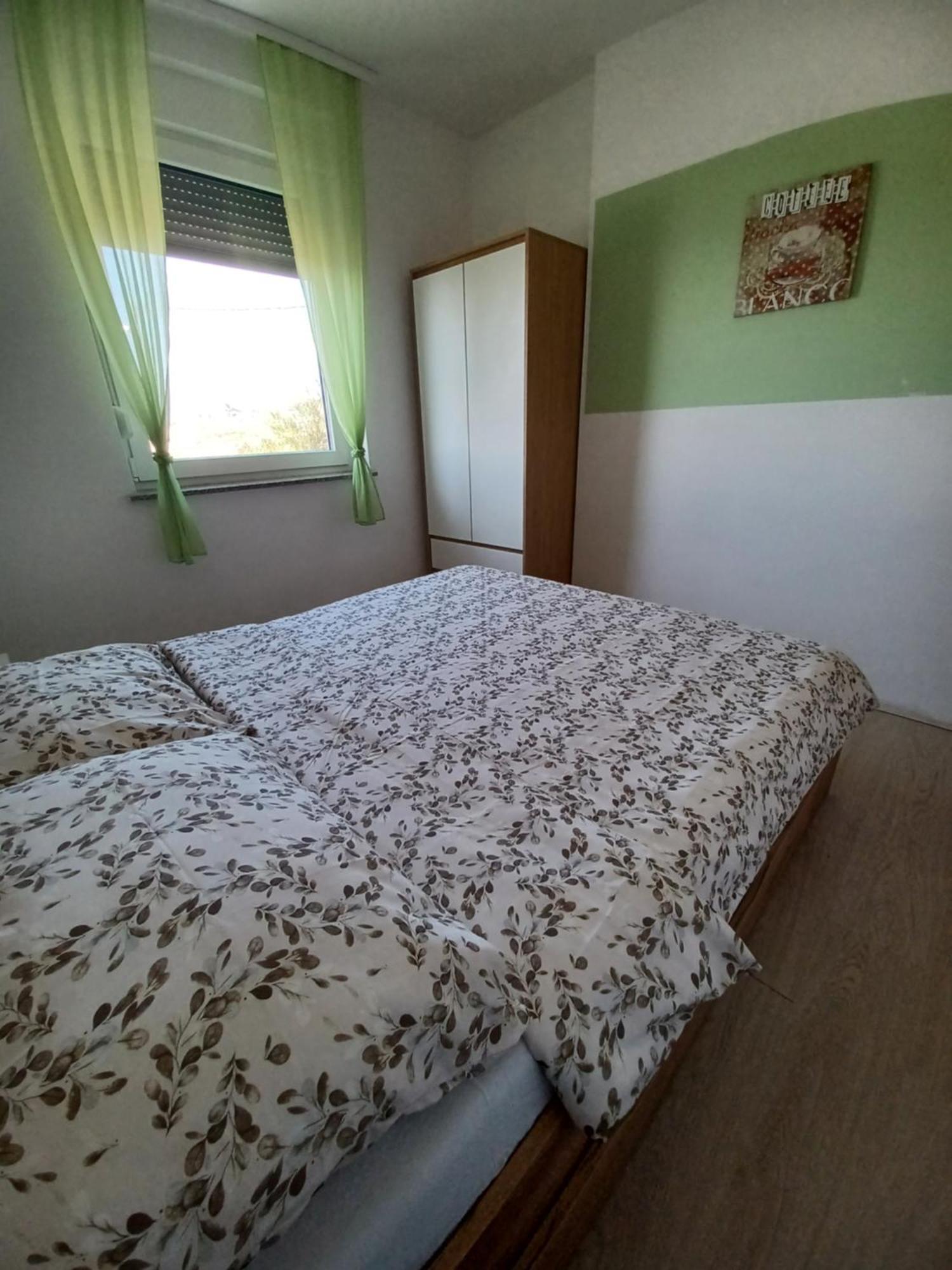 Apartmani Suncev Sjaj Ртина Экстерьер фото