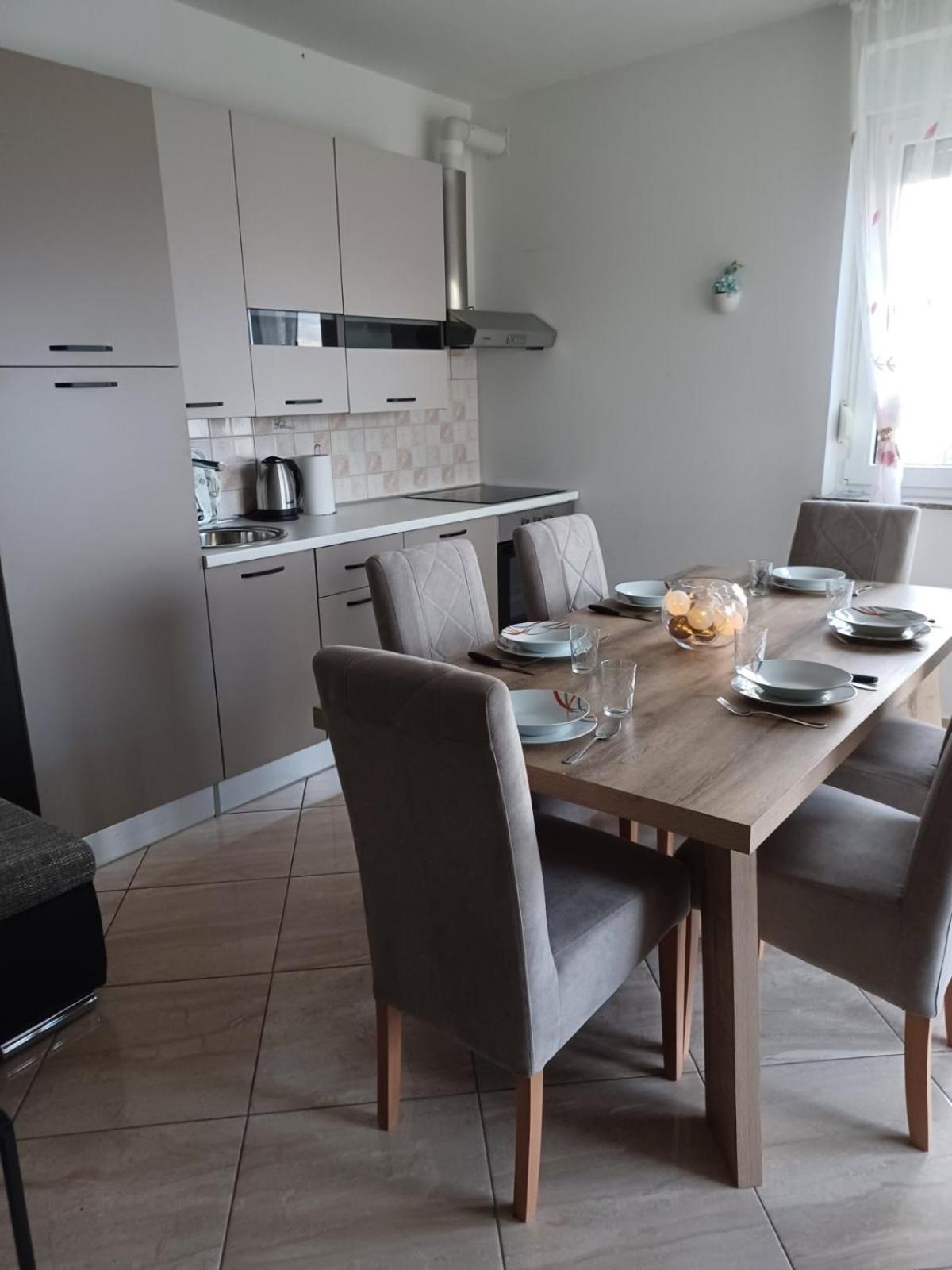 Apartmani Suncev Sjaj Ртина Экстерьер фото